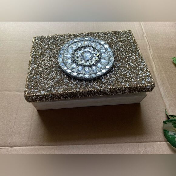 wooden jewelry box with stones - Picture 5 of 8